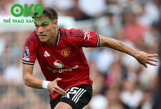 Garnacho Chấn Động: Chelsea Chiêu Mộ, Fan MU “Vỡ Trái Tim”